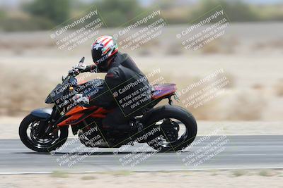 media/May-05-2025-Moto Forza (Mon) [[3c1838c5e5]]/2-B Group/Session 3 (Panning Test Turn 14 Inside)/